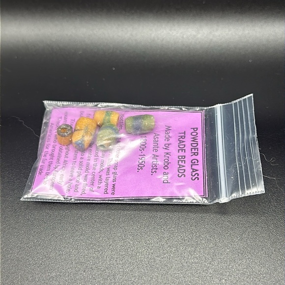 RARE Powder Glass Trade Beads Krobo Asante 1800s Vintage Fur Archeological Find - Picture 3 of 9